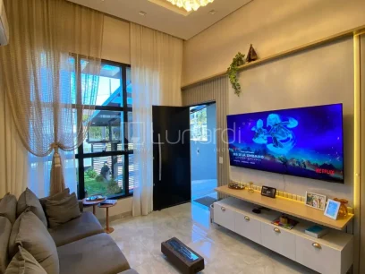 Casa com 3 Dormitórios - Miniatura - Lunardi Imóveis