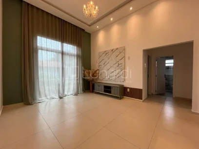 Casa com 3 Dormitórios - Miniatura - Lunardi Imóveis