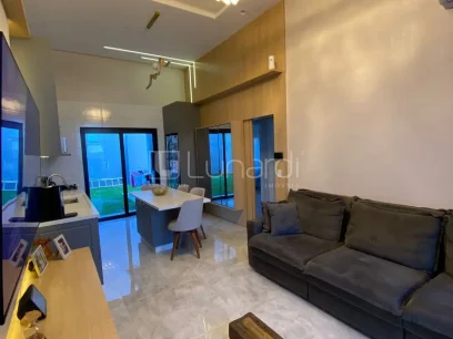 Casa com 3 Dormitórios - Miniatura - Lunardi Imóveis
