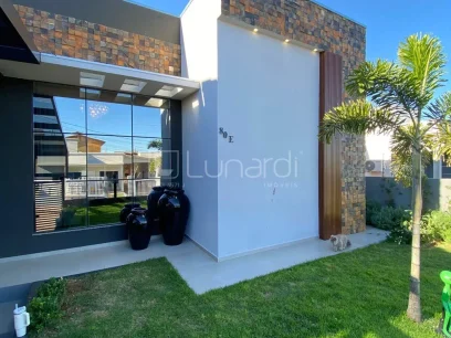 Casa com 3 Dormitórios - Miniatura - Lunardi Imóveis