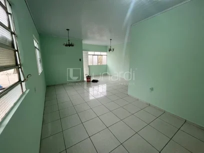 Casa com 2 Dormitórios - Miniatura - Lunardi Imóveis