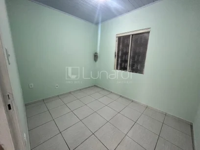 Casa com 2 Dormitórios - Miniatura - Lunardi Imóveis