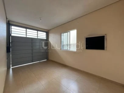 Casa com 2 Dormitórios - Miniatura - Lunardi Imóveis