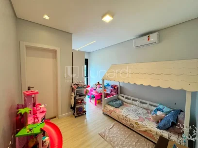 Apartamento com 3 Suítes - Miniatura - Lunardi Imóveis