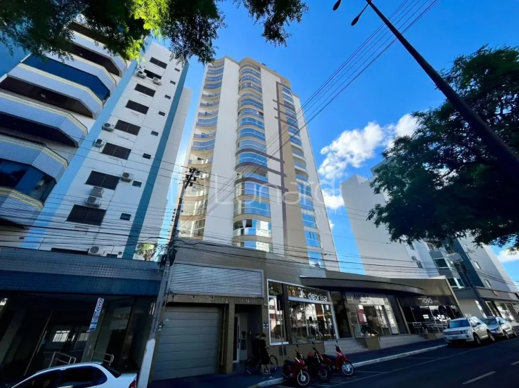 Apartamento com 3 Dormitórios - Lunardi Imóveis
