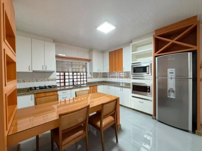 Casa com 3 Dormitórios - Miniatura - Lunardi Imóveis