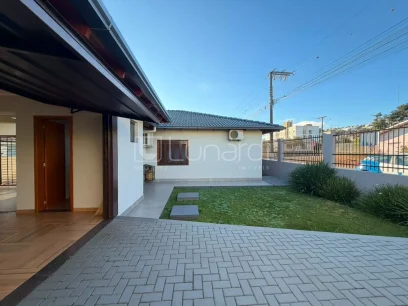 Casa com 3 Dormitórios - Miniatura - Lunardi Imóveis