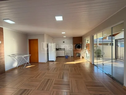 Casa com 3 Dormitórios - Miniatura - Lunardi Imóveis