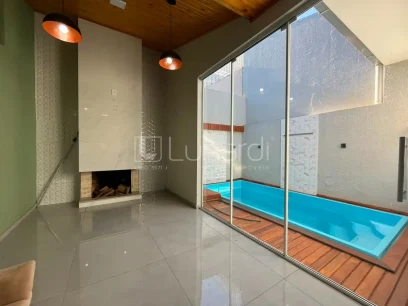 Casa com 2 Dormitórios - Miniatura - Lunardi Imóveis