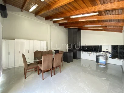 Casa com 3 Dormitórios - Miniatura - Lunardi Imóveis