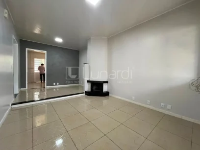 Casa com 3 Dormitórios - Miniatura - Lunardi Imóveis