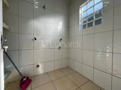 Casa com 3 Dormitórios - Miniatura - Lunardi Imóveis