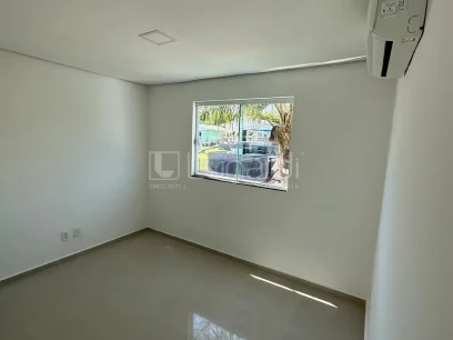 Casa com 3 Dormitórios - Miniatura - Lunardi Imóveis