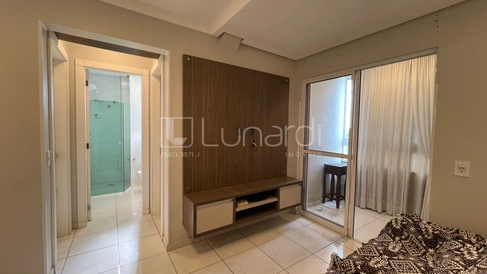 Apartamento com 2 Dormitórios - Lunardi Imóveis