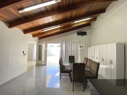 Casa com 3 Dormitórios - Miniatura - Lunardi Imóveis