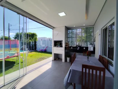 Casa com 3 Dormitórios - Miniatura - Lunardi Imóveis
