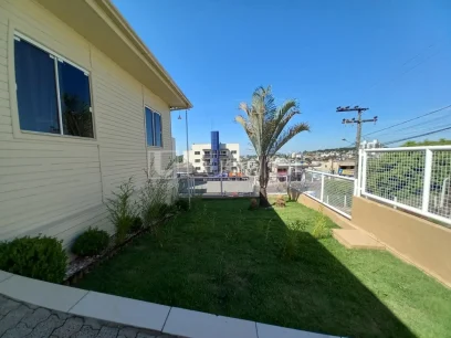 Casa com 2 Dormitórios - Miniatura - Lunardi Imóveis