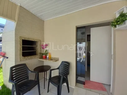 Casa com 2 Dormitórios - Miniatura - Lunardi Imóveis
