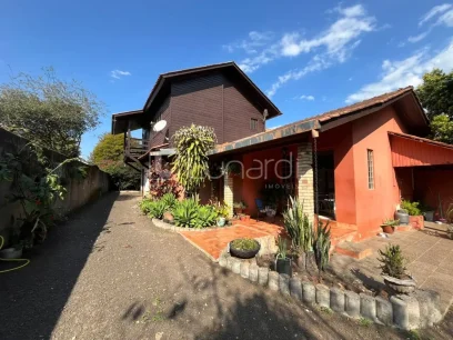 Casa com 2 Dormitórios - Miniatura - Lunardi Imóveis
