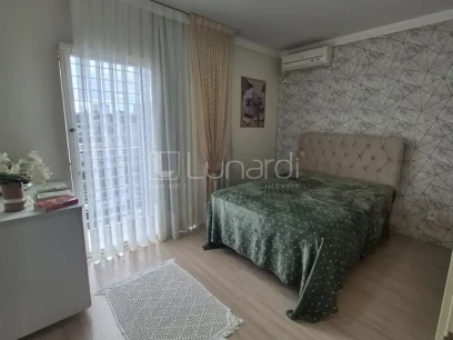 Sobrado com 3 Dormitórios - Miniatura - Lunardi Imóveis