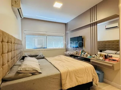 Casa com 3 Dormitórios - Miniatura - Lunardi Imóveis