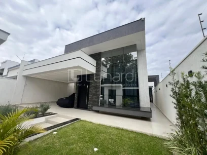 Casa com 3 Dormitórios - Lunardi Imóveis