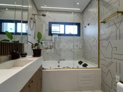 Casa com 3 Dormitórios - Miniatura - Lunardi Imóveis