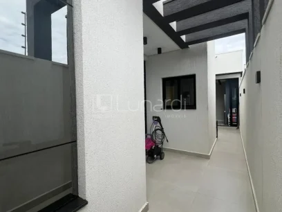 Casa com 3 Dormitórios - Miniatura - Lunardi Imóveis