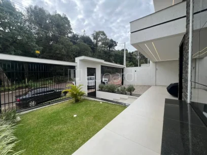 Casa com 3 Dormitórios - Miniatura - Lunardi Imóveis