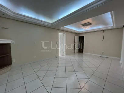 Casa com 4 Dormitórios - Miniatura - Lunardi Imóveis