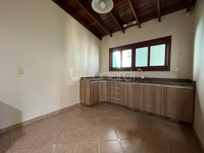Casa com 4 Dormitórios - Miniatura - Lunardi Imóveis