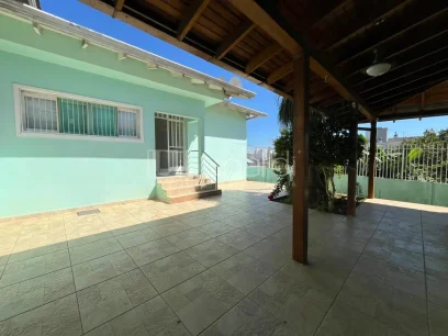 Casa com 4 Dormitórios - Miniatura - Lunardi Imóveis