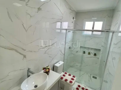 Casa com 2 Dormitórios - Miniatura - Lunardi Imóveis