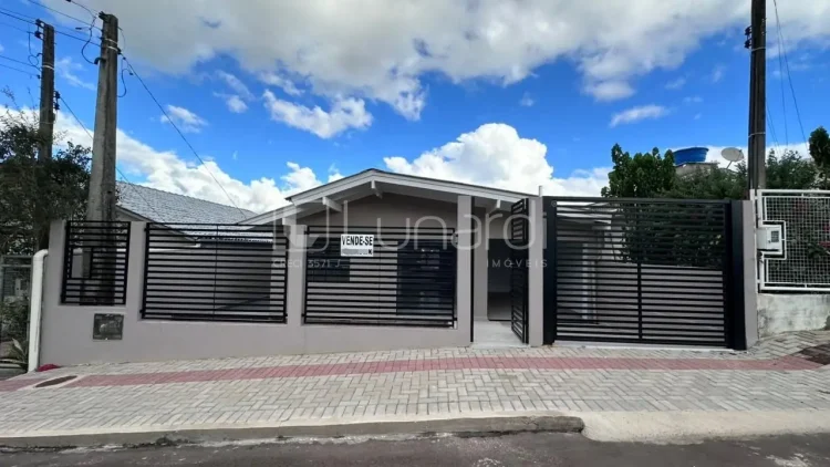 Casa com 3 Dormitórios - Lunardi Imóveis