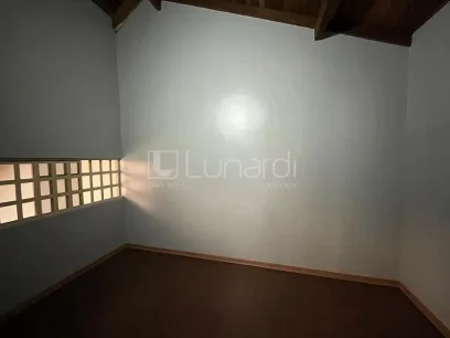 Casa com 4 Dormitórios - Miniatura - Lunardi Imóveis