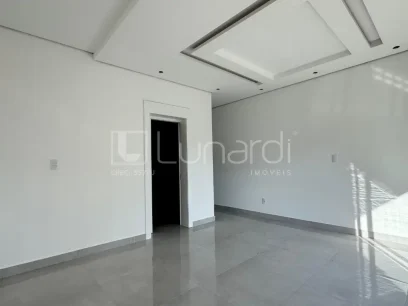 Casa com 4 Dormitórios - Miniatura - Lunardi Imóveis