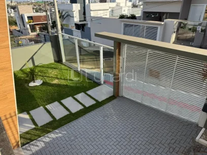 Casa com 4 Dormitórios - Miniatura - Lunardi Imóveis