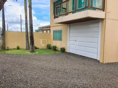 Casa em Condomínio com 2 Dormitórios - Miniatura - Lunardi Imóveis