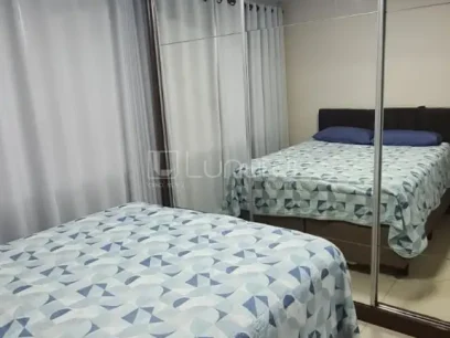Casa em Condomínio com 2 Dormitórios - Miniatura - Lunardi Imóveis