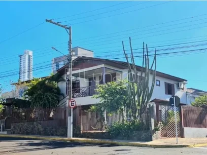 Casa com 3 Dormitórios - Lunardi Imóveis