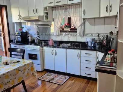 Casa com 3 Dormitórios - Miniatura - Lunardi Imóveis