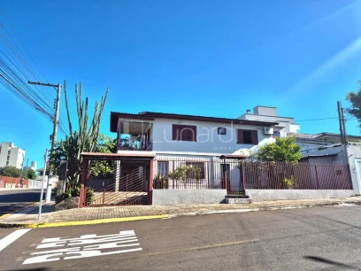 Casa com 3 Dormitórios - Miniatura - Lunardi Imóveis