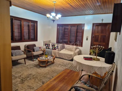 Casa com 3 Dormitórios - Miniatura - Lunardi Imóveis