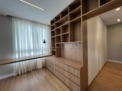 Casa com 4 Suítes - Miniatura - Lunardi Imóveis