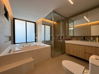 Casa com 4 Suítes - Miniatura - Lunardi Imóveis