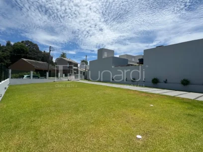Casa com 2 Dormitórios - Miniatura - Lunardi Imóveis