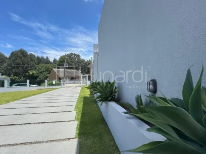 Casa com 2 Dormitórios - Miniatura - Lunardi Imóveis