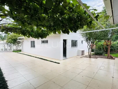 Casa com 3 Dormitórios - Miniatura - Lunardi Imóveis