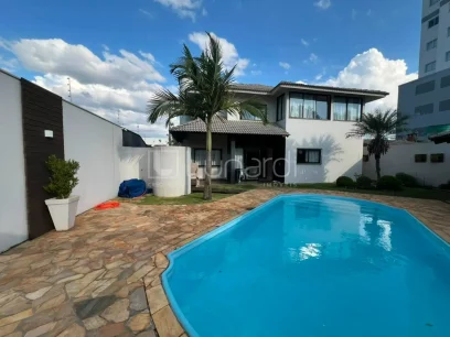 Casa com 3 Dormitórios - Miniatura - Lunardi Imóveis