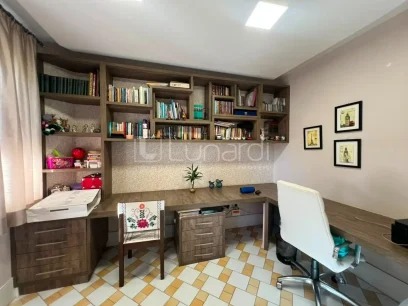 Casa com 3 Dormitórios - Miniatura - Lunardi Imóveis